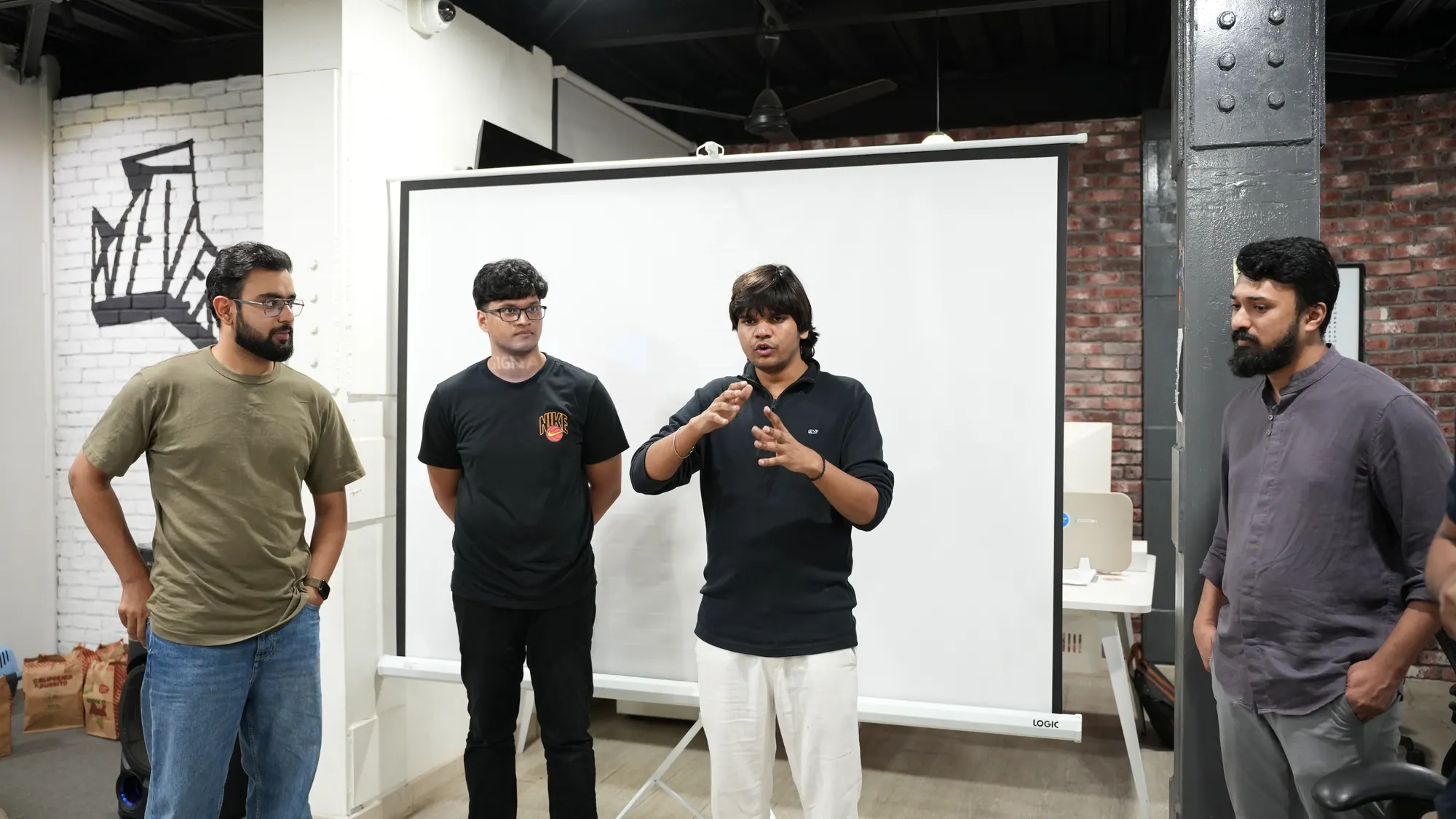 Launchd builders making and sharing their work 24